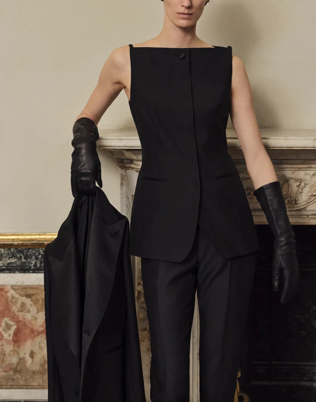 Brioni Womans Suit Cropped Vert