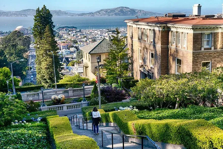 Pacific Heights, San Francisco near Lafayette Park - Alex’s Dry Cleaning Valet