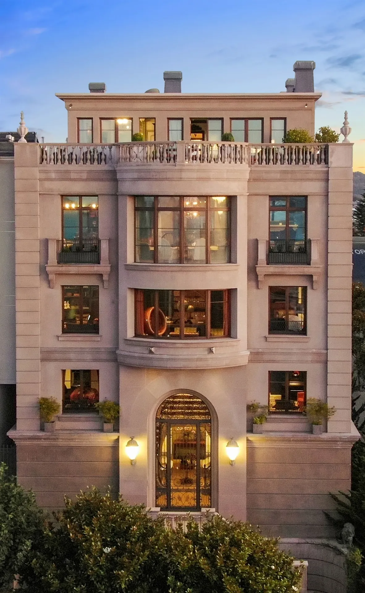 Dry cleaning service for Gold Coast and Billionaires’ Row, Pacific Heights, San Francisco