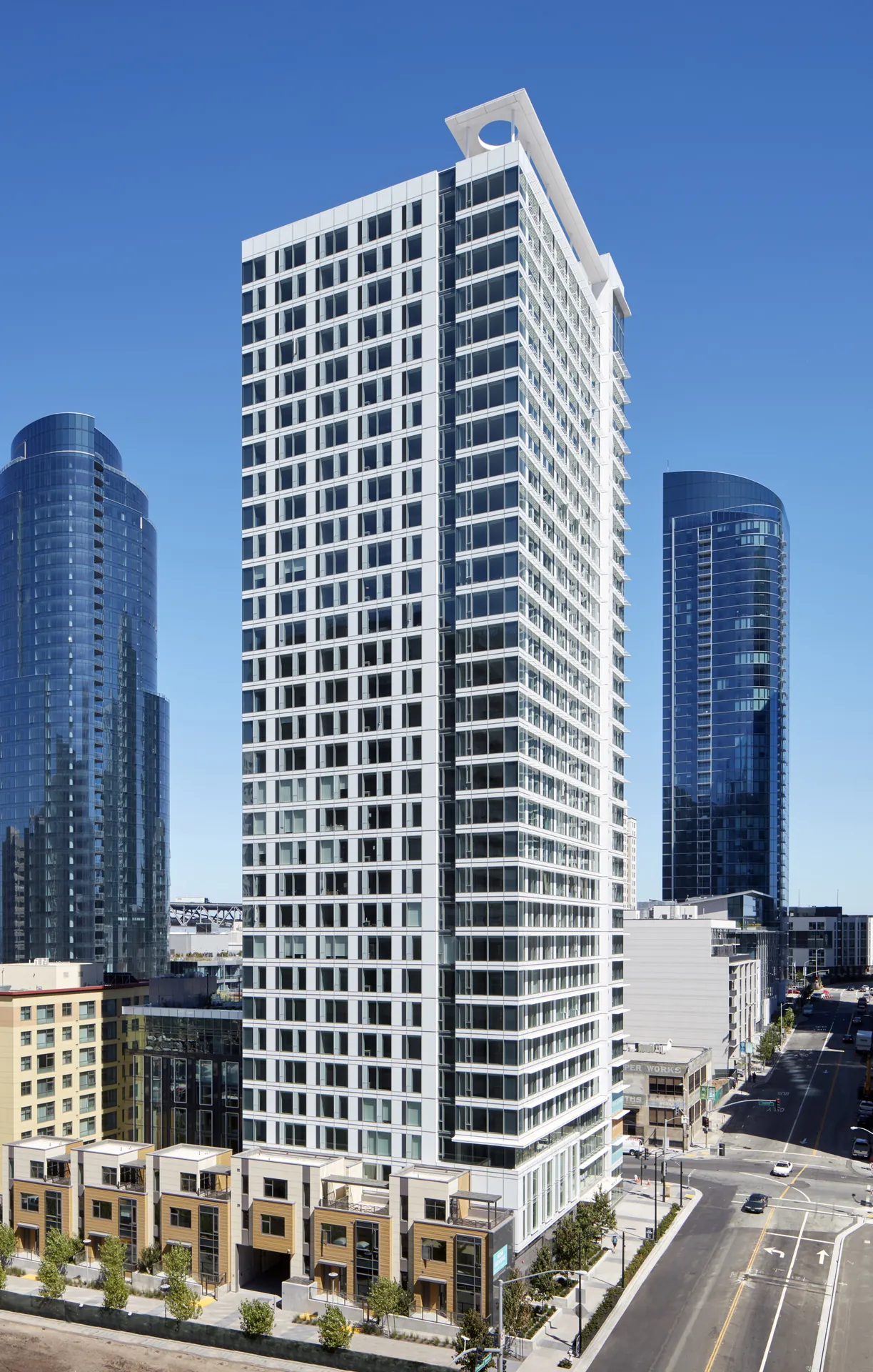 Dry cleaning service for Solaire, 299 Fremont St, San Francisco